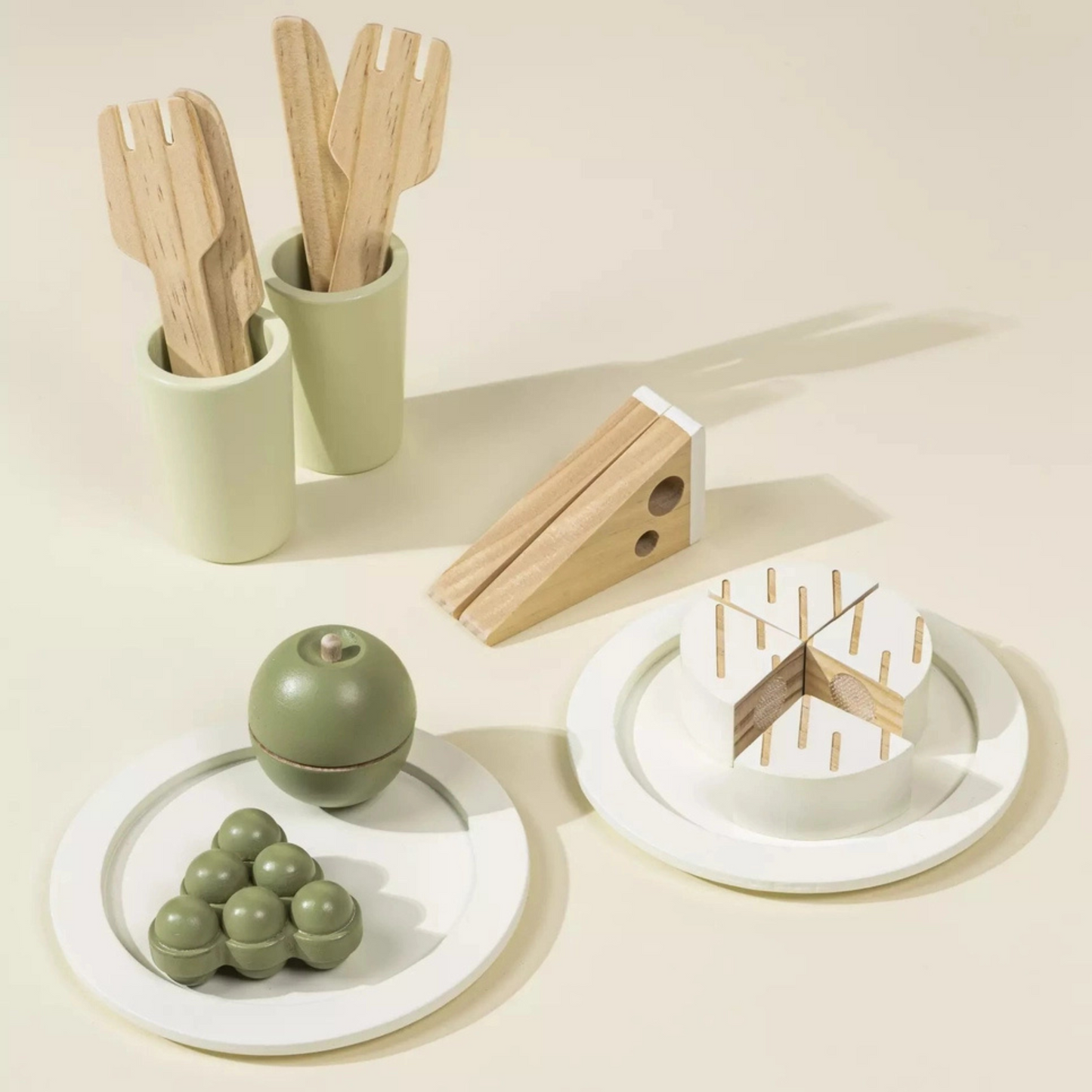 Wooden Picnic Playset and Accessories